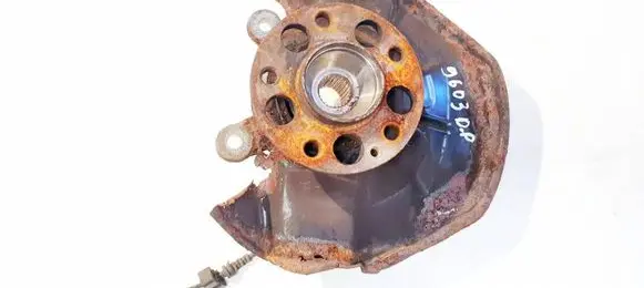 Mercedes-Benz B W245 Front wheel hub