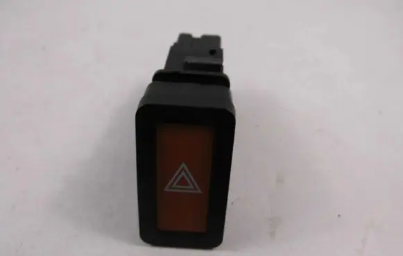 Nissan Almera Tino Hazard light switch