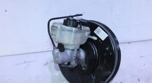 Skoda Octavia Mk2 (1Z) Brake booster 1K1614105CK