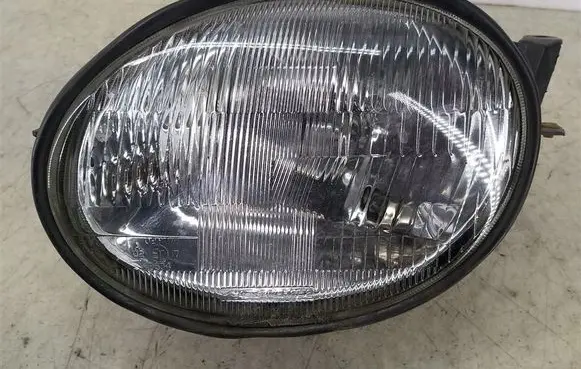 Toyota Corolla Verso E121 Headlight/headlamp