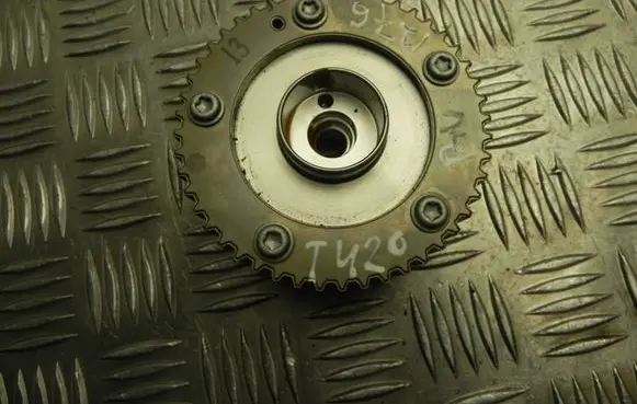 Volkswagen Golf VII Timing chain sprocket 04E109088L BV1276