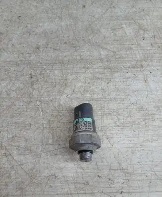 Air conditioning (A/C) pressure sensor