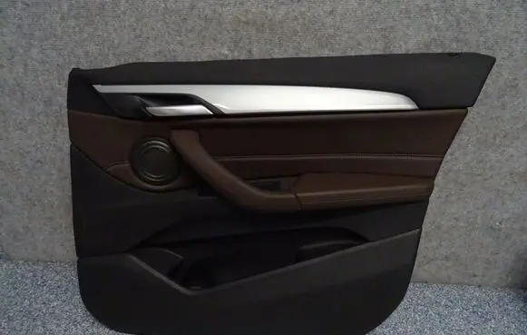 BMW X1 F48 F49 Front door card panel trim
