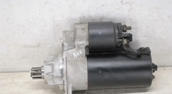 Seat Alhambra (Mk1) Starter motor 220141 02M911023A EFI120