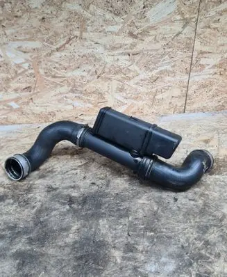 Mercedes-Benz E W211 Intercooler hose/pipe A2115280308 ZGS001 A2115200501
