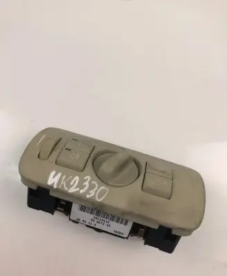 Volvo S80 Light switch 30739418