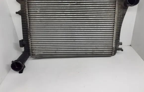 Volkswagen PASSAT B6 Intercooler radiator 3C0145803F N7081001