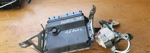 Toyota Auris 150 Engine control unit/module 8966102E51 MB2753000221