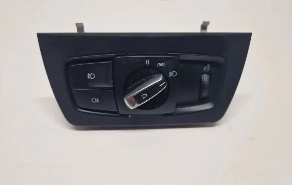 BMW 4 F32 F33 Light switch 9393946 549648906 03112525
