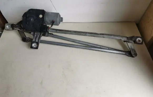 Volvo S80 Front wiper linkage and motor 1397220584 3397020959 30796359
