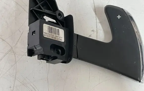 Citroen C4 I Picasso Gear shift switch/knob 96581641XT