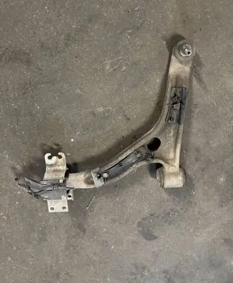 Mercedes-Benz CLA C117 X117 W117 Front lower control arm/wishbone 