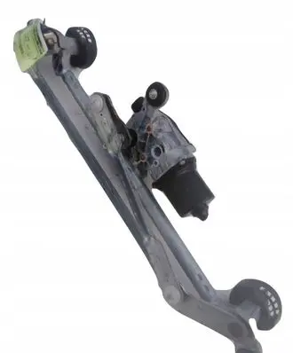 Nissan Qashqai Wiper motor 8206C119A