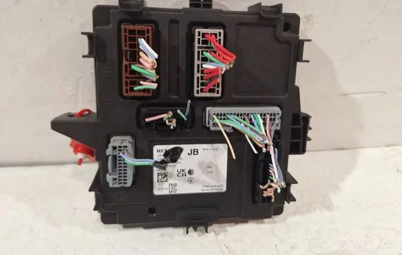 Renault Trafic III (X82) Other control units/modules 284B28800R