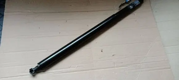 BMW X4 G02 Tailgate/trunk strut/damper 7424415