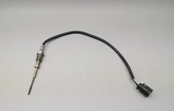 BMW 3 F30 F35 F31 Oil temperature sensor 7804177