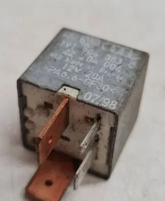 Volkswagen Golf III Other relay 191906383A PA66GF30 25204004