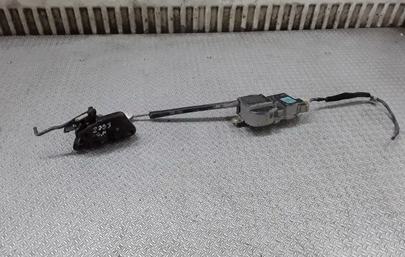 KIA Magentis Rear door lock 957703C000