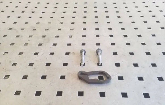 Jaguar XJL Fuel Injector clamp holder
