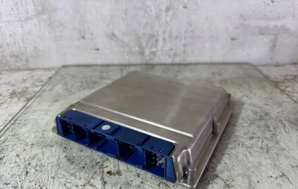 Audi A8 S8 D2 4D Engine control unit/module 4D0907409B 0281001868 28RT2797