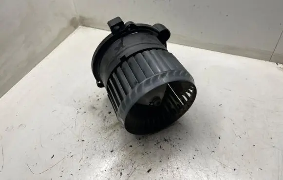 Mitsubishi Colt Heater fan/blower 0160700701