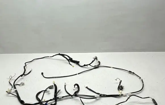 Subaru Outback (BT) Tailgate/trunk wiring harness 81817AN10A