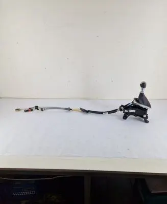 Ford Puma Gear shifter/selector L1TR7C453BLE