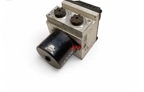 Volkswagen PASSAT B6 ABS Pump 3C0614109