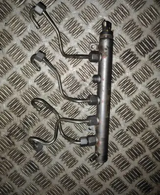 Renault Trafic III (X82) Fuel main line pipe