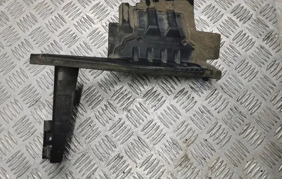 Opel Astra J Intercooler air guide/duct channel 13402370 315671560 071545000