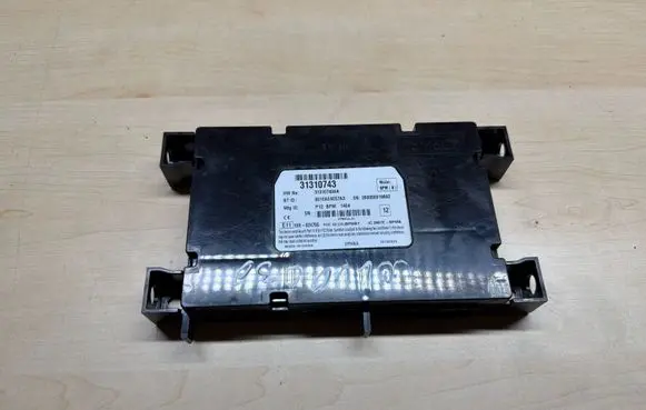 Volvo C30 Bluetooth control unit module 31310743