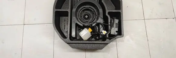 Peugeot 208 II Glove box in trunk 