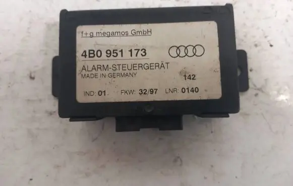 Audi A6 S6 C5 4B Alarm control unit/module 4B0951173