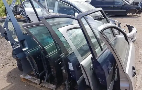 Subaru Legacy Front door