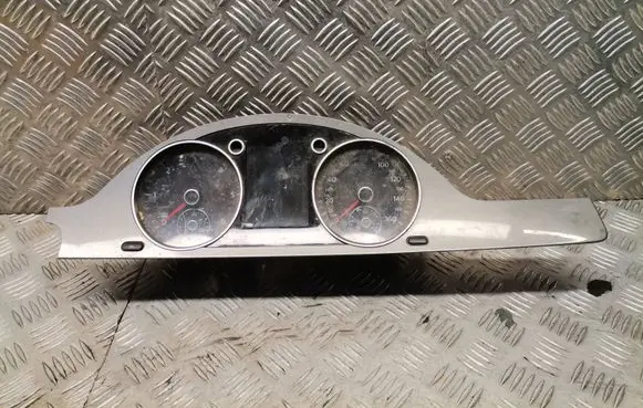 Volkswagen PASSAT B6 Speedometer (instrument cluster) 3c0920972l