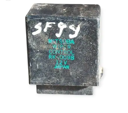 Subaru Forester SF Window wiper relay 