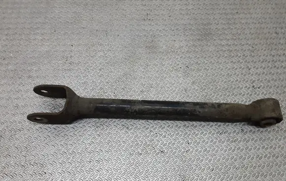 Rear control arm