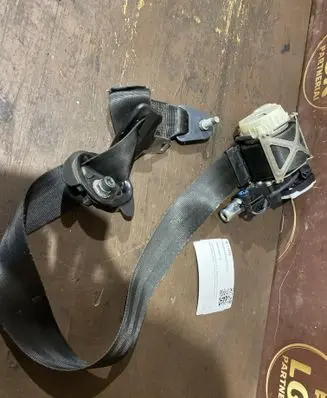 Citroen C5 Front seatbelt 33060319