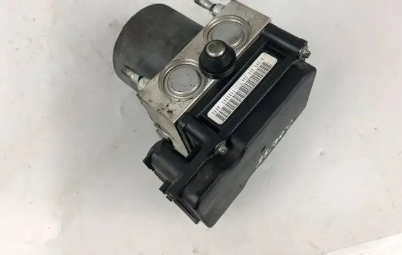 Subaru Outback ABS Pump 27534AG020