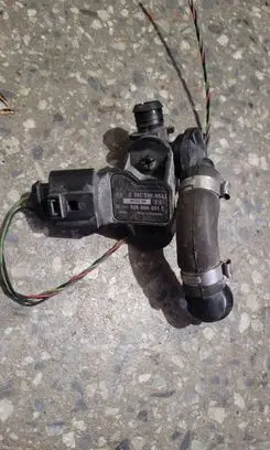 Audi A6 S6 C5 4B Air pressure sensor 036906051C 0261230053