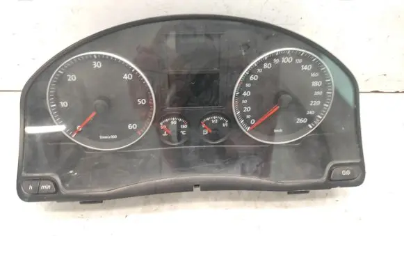 Volkswagen Golf V Speedometer (instrument cluster) 1K0920864B