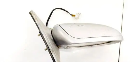 Mazda 626 Front door electric wing mirror E13010142