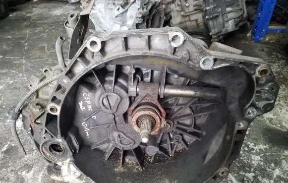 Renault Espace III Manual 5 speed gearbox 8200017300 PKCM PK1