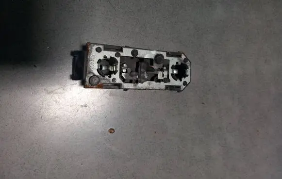 Ford Galaxy Tail light bulb cover holder 7M3945257A