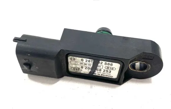 Renault Megane III Air pressure sensor 0281002566 8200168253 H8200185545
