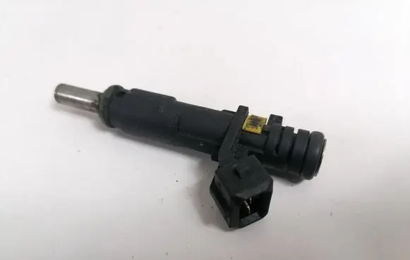 Opel Zafira B Fuel injector 55353806