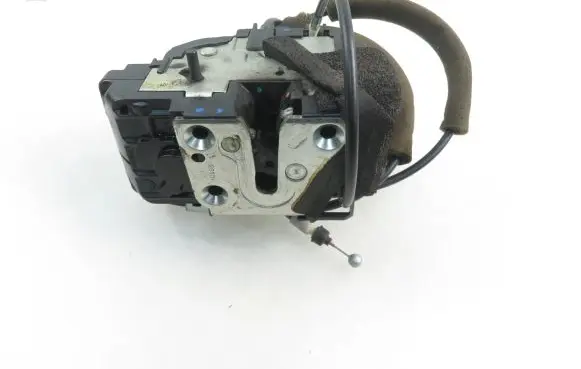 Infiniti M Rear door lock