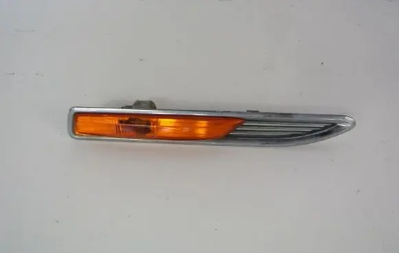 Ford Mondeo MK IV Front indicator light 7S7113K354