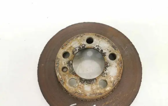 Volkswagen Golf IV Rear brake disc