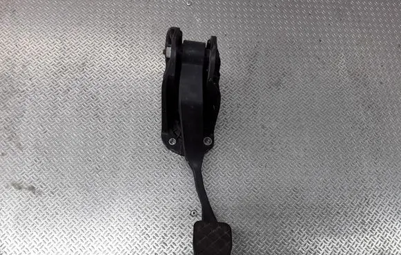Clutch pedal